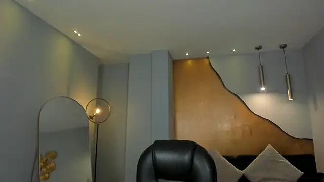 AliceHarper  online show from 17, 10, 2025