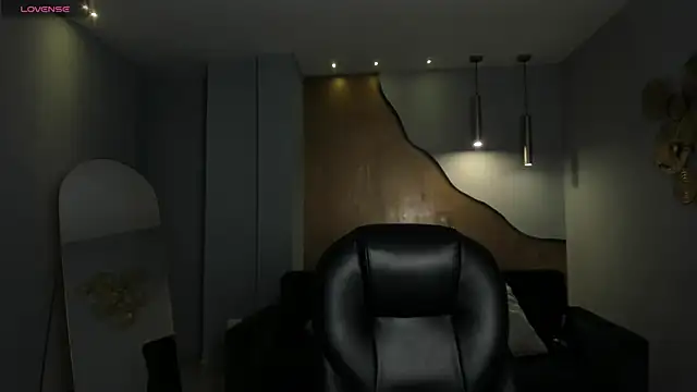 AliceHarper  online show from 6, 3, 2026