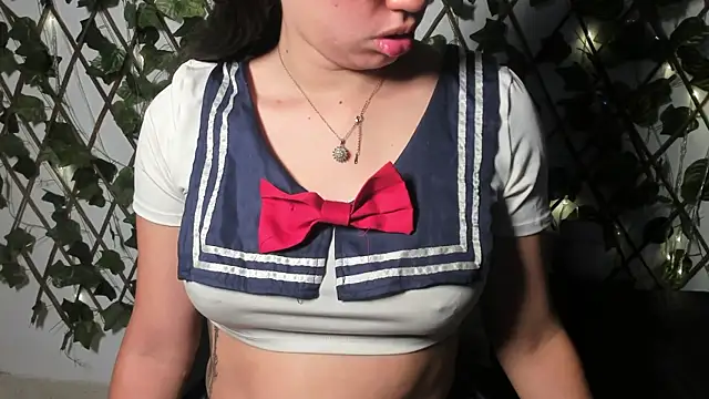 CoralineSanchez online show from 6, 10, 2025