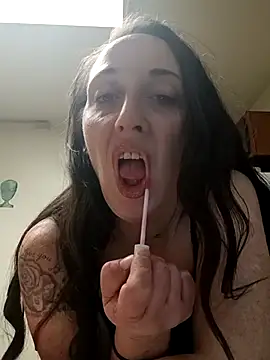 PhatAss Kummmilla online show from 6, 12, 2024