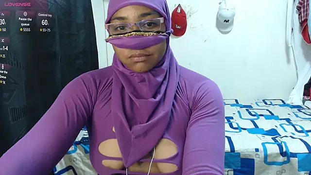 Aaliyah brown online show from 13, 11, 2025