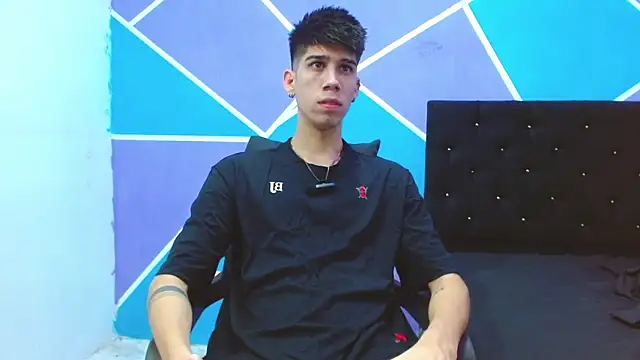 jhony-sex online show from 4, 12, 2024