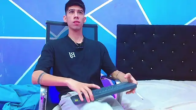 jhony-sex online show from 7, 2, 2025