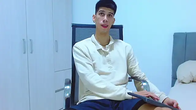 jhony-sex online show from 4, 10, 2025