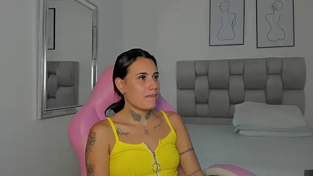 Susan-Sweet-7 online show from 17, 9, 2025