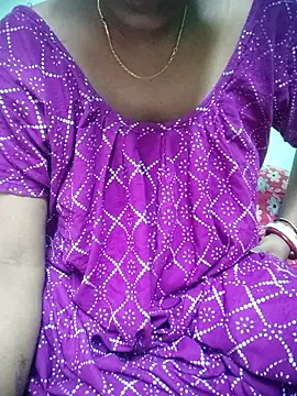 Snapshot of Bengoli--bhabhi chatting on 22, 10, 2025 Bengoli--bhabhi online show from 22, 10, 2025