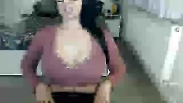 Snapshot of KimBeee chatting on 30, 1, 2025 KimBeee online show from 30, 1, 2025
