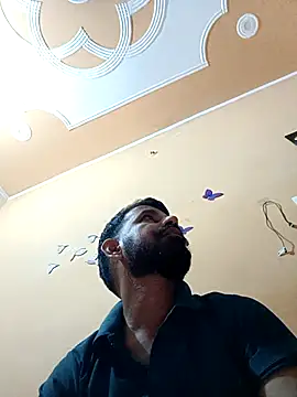 Snapshot of majit213 chatting on 4, 10, 2025 majit213 online show from 4, 10, 2025