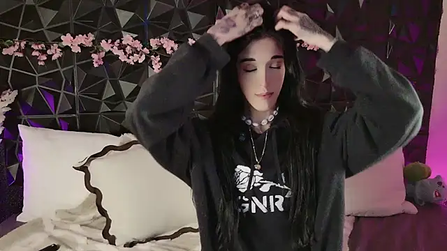 Finibondi online show from 1, 10, 2025