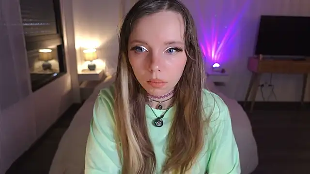 Snapshot of Ayra_Lust chatting on 8, 6, 2026 Ayra Lust online show from 8, 6, 2026