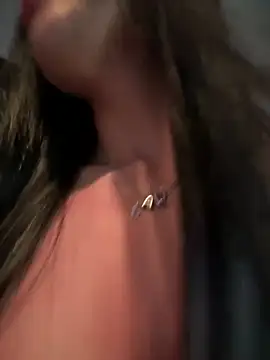 Alexandra duque online show from 24, 9, 2025