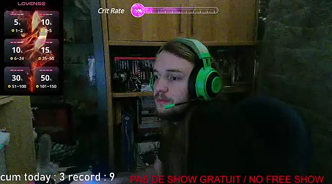 nicolasdumand21 online show from 12, 12, 2024