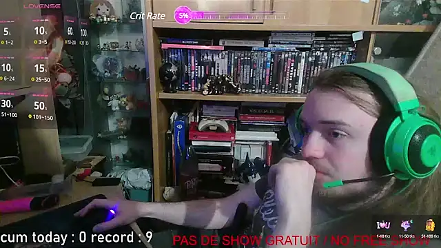 nicolasdumand21 online show from 15, 2, 2025