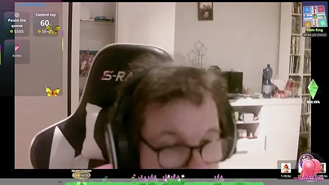 Snapshot of larsgessner30 chatting on 7, 6, 2026 larsgessner30 online show from 7, 6, 2026