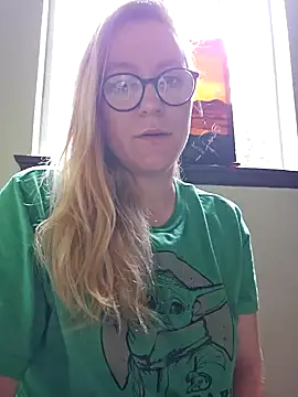 Paynted Lady online show from 8, 11, 2025