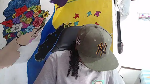 yohatinelly07 online show from 12, 9, 2025