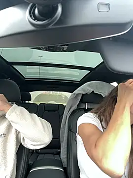 JuicyFruits93 online show from 11, 2, 2026