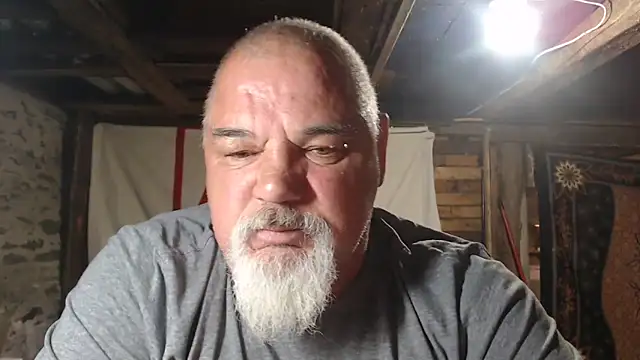 Snapshot of Newfiesausage1972 chatting on 30, 5, 2026 Newfiesausage1972 online show from 30, 5, 2026