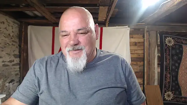 Snapshot of Newfiesausage1972 chatting on 16, 6, 2026 Newfiesausage1972 online show from 16, 6, 2026