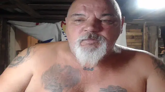 Snapshot of Newfiesausage1972 chatting on 10, 7, 2026 Newfiesausage1972 online show from 10, 7, 2026