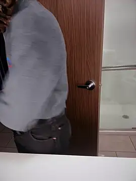 1BeautyN1Beast online show from 18, 12, 2025