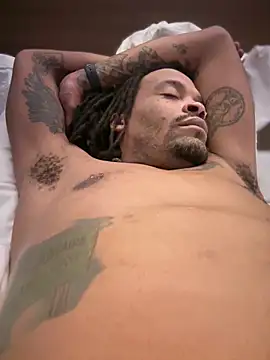 1BeautyN1Beast online show from 19, 12, 2025