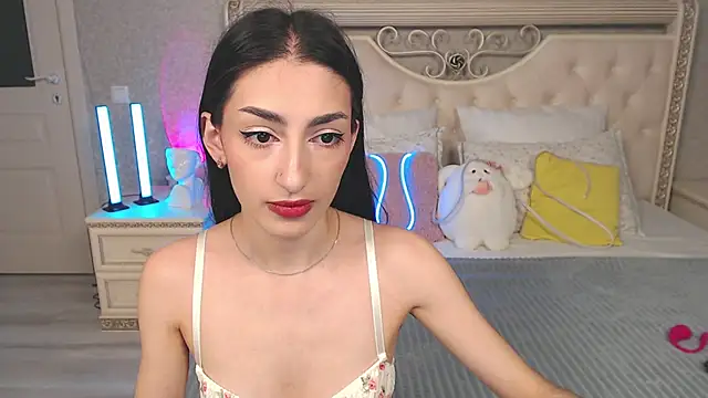 Lina Robbins online show from 4, 6, 2026