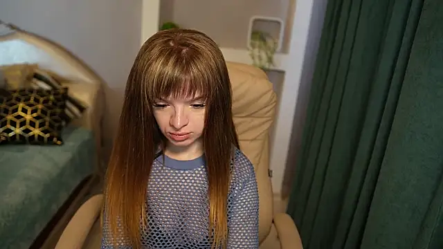 Eva Rosec online show from 7, 3, 2025