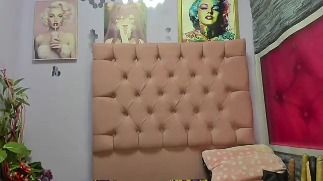 Yaumiko online show from 14, 11, 2025