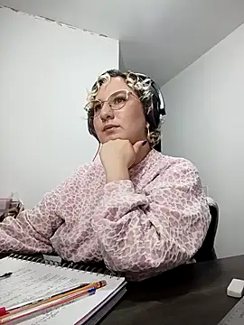 Snapshot of Ximenna_Cruz chatting on 29, 4, 2026 Ximenna Cruz online show from 29, 4, 2026