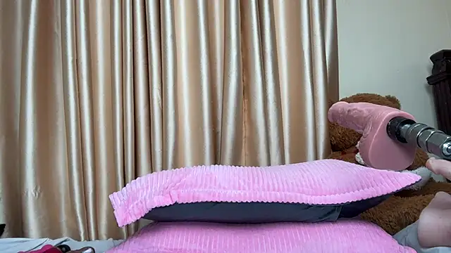 SexyAudreyFuck online show from 14, 10, 2025