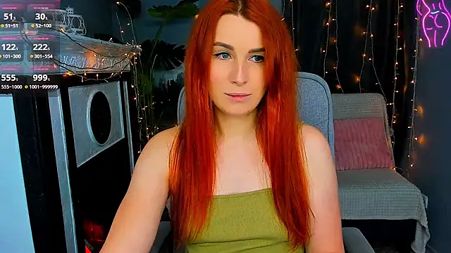 Snapshot of YrKiraXO chatting on 8, 12, 2024 YrKiraXO online show from 8, 12, 2024