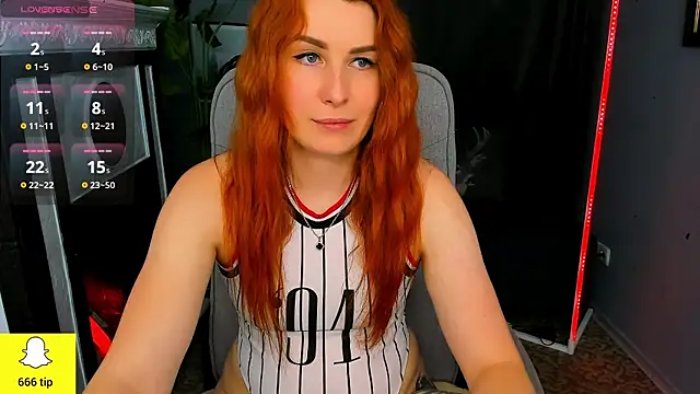 Snapshot of YrKiraXO chatting on 24, 2, 2025 YrKiraXO online show from 24, 2, 2025