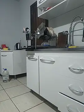 Snapshot of Brunna_Ella chatting on 11, 11, 2025 Brunna Ella online show from 11, 11, 2025