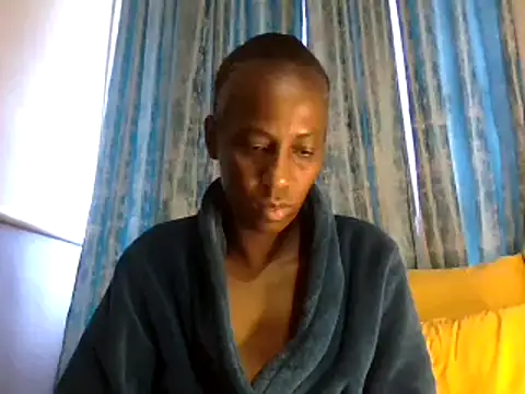 Snapshot of AfricanPrincesss2 chatting on 25, 12, 2024 AfricanPrincesss2 online show from 25, 12, 2024