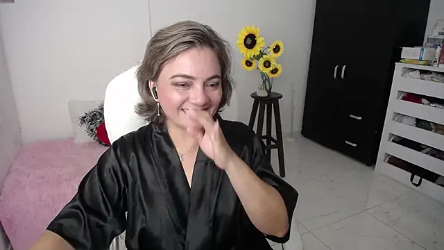 ana milf online show from 22, 2, 2025