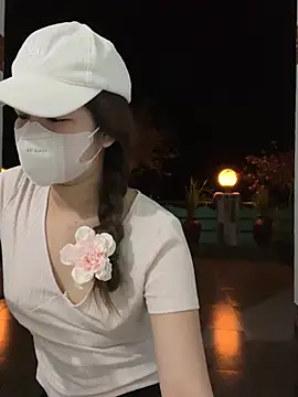 Snapshot of BabyThree_ chatting on 26, 12, 2024 BabyThree online show from 26, 12, 2024