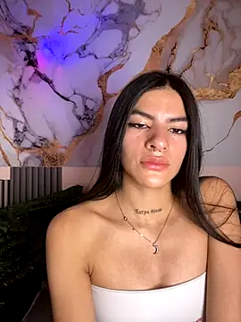 liss hot  online show from 6, 11, 2025