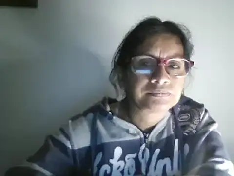 Snapshot of titssmall123 chatting on 13, 2, 2025 titssmall123 online show from 13, 2, 2025