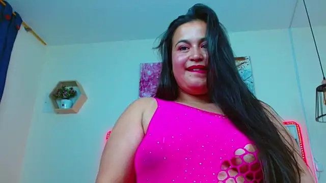 mia xx1 online show from 10, 1, 2025