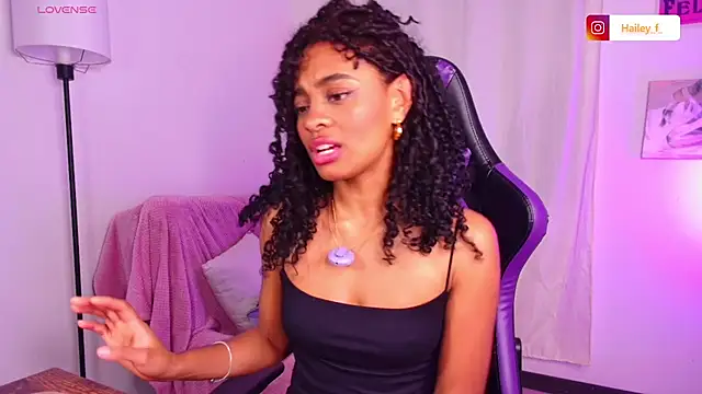 Heily Fox online show from 22, 3, 2025