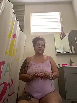 Snapshot of ladycreamypr2 chatting on 23, 2, 2026 ladycreamypr2 online show from 23, 2, 2026