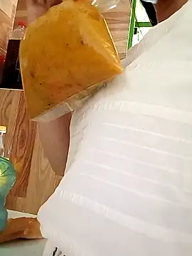 NgocQuyen2K online show from 4, 3, 2025