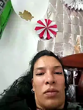 Snapshot of rebekka_simpson chatting on 12, 1, 2025 rebekka simpson online show from 12, 1, 2025