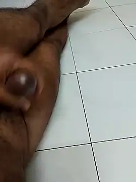 Snapshot of cenyon124 chatting on 28, 1, 2025 cenyon124 online show from 28, 1, 2025