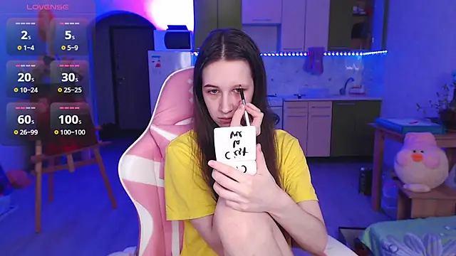 ur kitty   online show from 11, 4, 2026