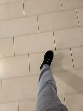 A man in public online show from 5, 11, 2025