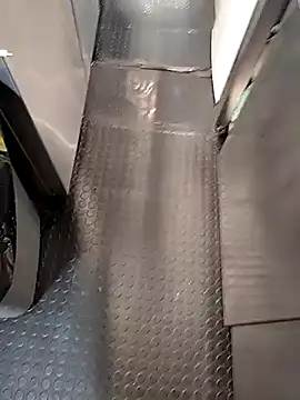 A man in public online show from 15, 1, 2026