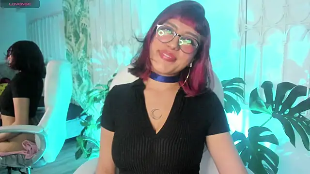 cute hollywood online show from 25, 9, 2025