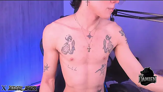 Snapshot of cinnamon_boyxxx chatting on 25, 9, 2025 cinnamon boyxxx online show from 25, 9, 2025